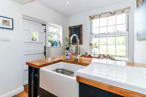 Photo 16- click for photo gallery